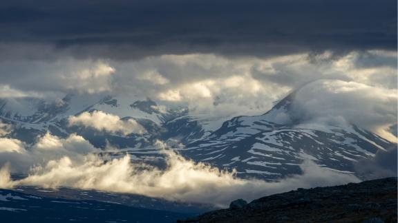 Foggy mountain view. 