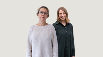 Heli Saarikoski (vas.) ja Suvi Huttunen