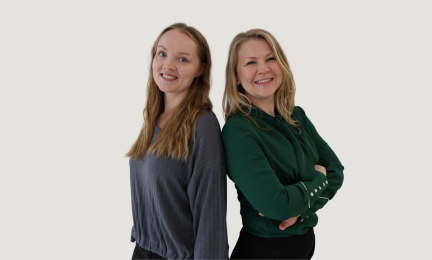 Essi Pykäläinen (vasemmalla) ja Maria Hällfors.